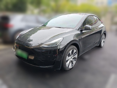 Tesla Model Y 2022 immagine di auto 