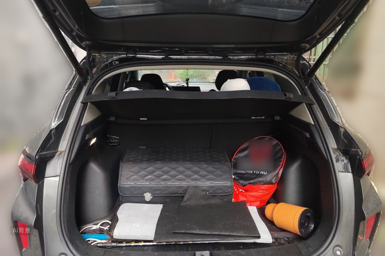 GEELY Coolray 2022 immagine di auto #21