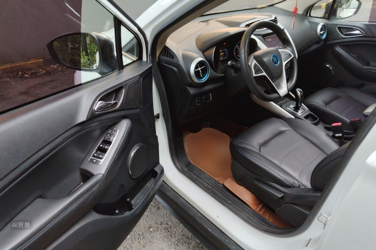 BYD Yuan New Energy 2018 #18 BYD Yuan New Energy 2018 car image #18