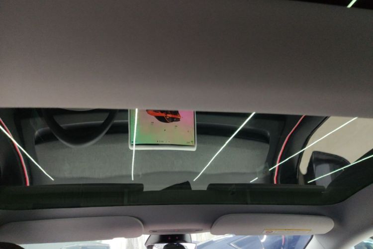 Tesla Model 3 2024 car image #18