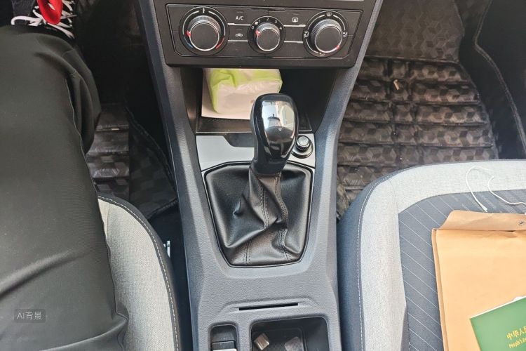 Volkswagen Tharu 2025 #16 Volkswagen Tharu 2025 immagine di auto #16