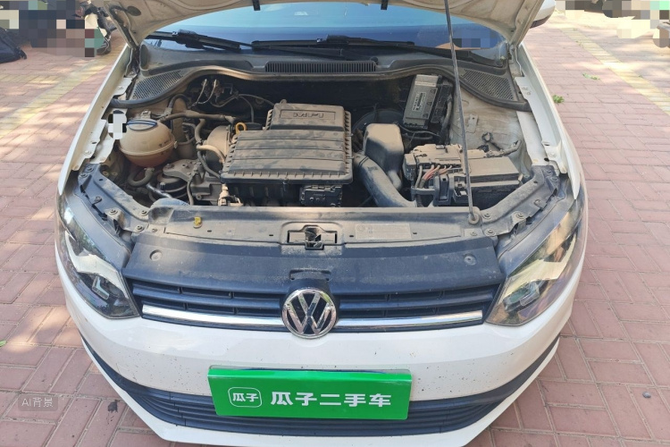 Volkswagen Polo 2015 car image #22