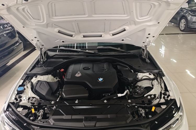 BMW 3 Series 2021 #22 BMW 3 Series 2021 car image #22