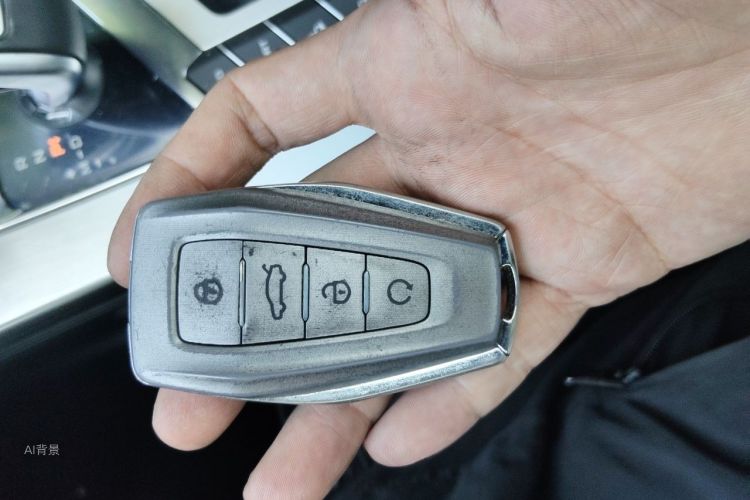GEELY Coolray 2020 #10 GEELY Coolray 2020 car image #10
