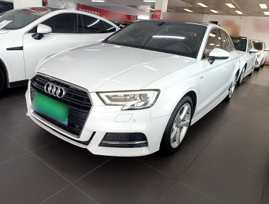 Audi A3 2018 car image 