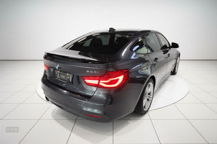 BMW 3 Series GT 2018 صورة سيارة #7