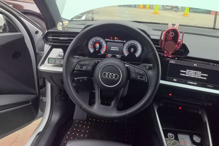 Audi A3 2024 صورة سيارة #13