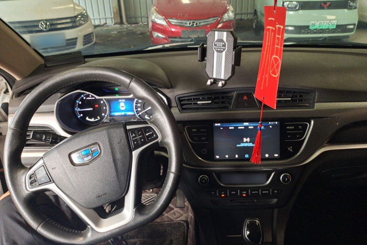 GEELY Emgrand 2017 #10 GEELY Emgrand 2017 car image #10