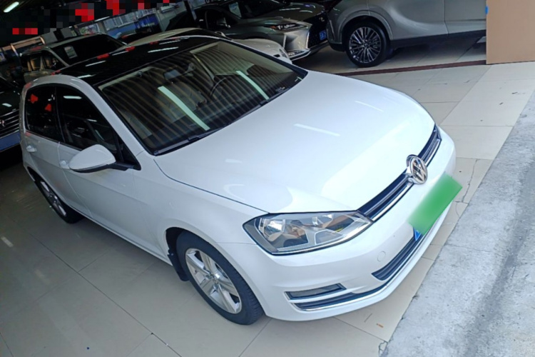 Volkswagen Golf 2014 car image #4