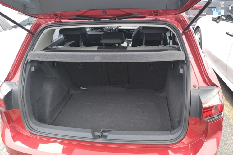 Volkswagen Golf 2021 #21 Volkswagen Golf 2021 car image #21