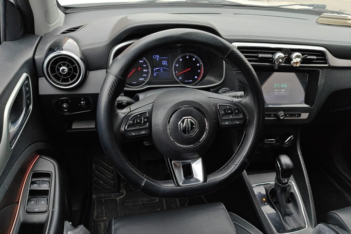 MG ZS 2017 #22 MG ZS 2017 car image #22
