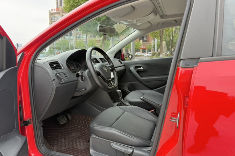 Volkswagen Polo 2016 #10 Volkswagen Polo 2016 car image #10