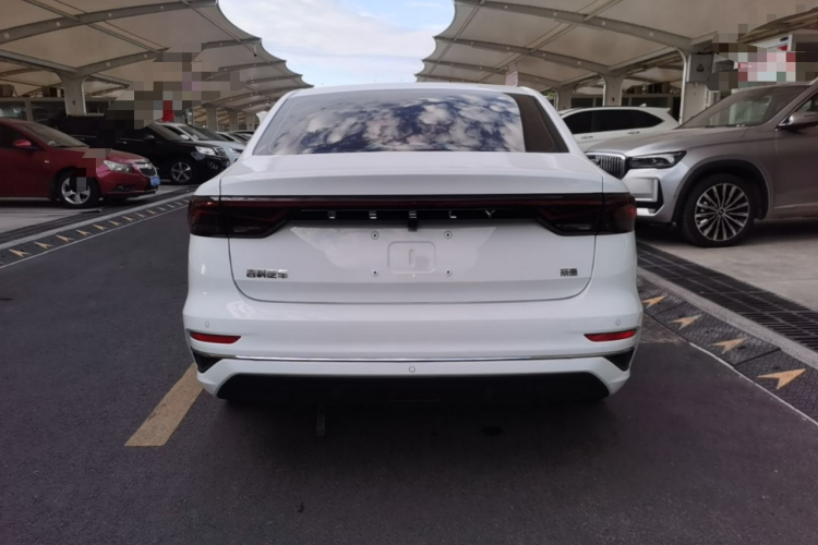 GEELY Emgrand 2023 #6 GEELY Emgrand 2023 car image #6
