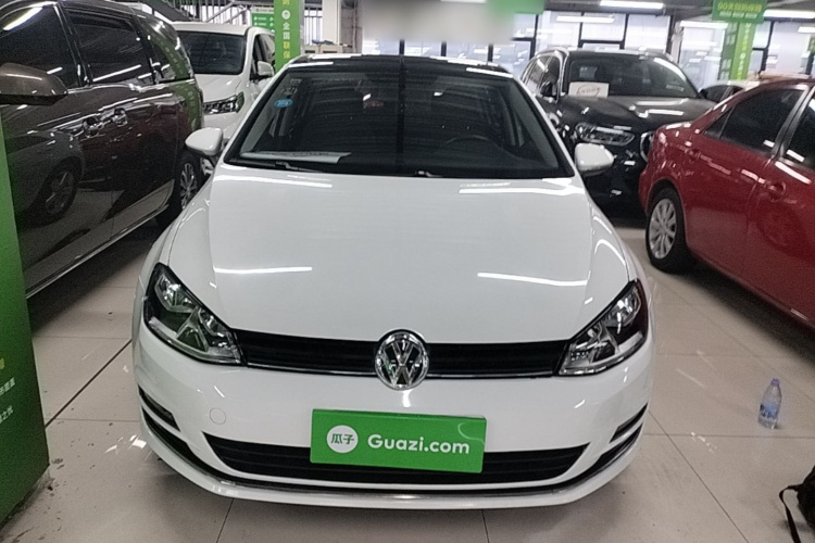 Volkswagen Golf 2016 car image #3