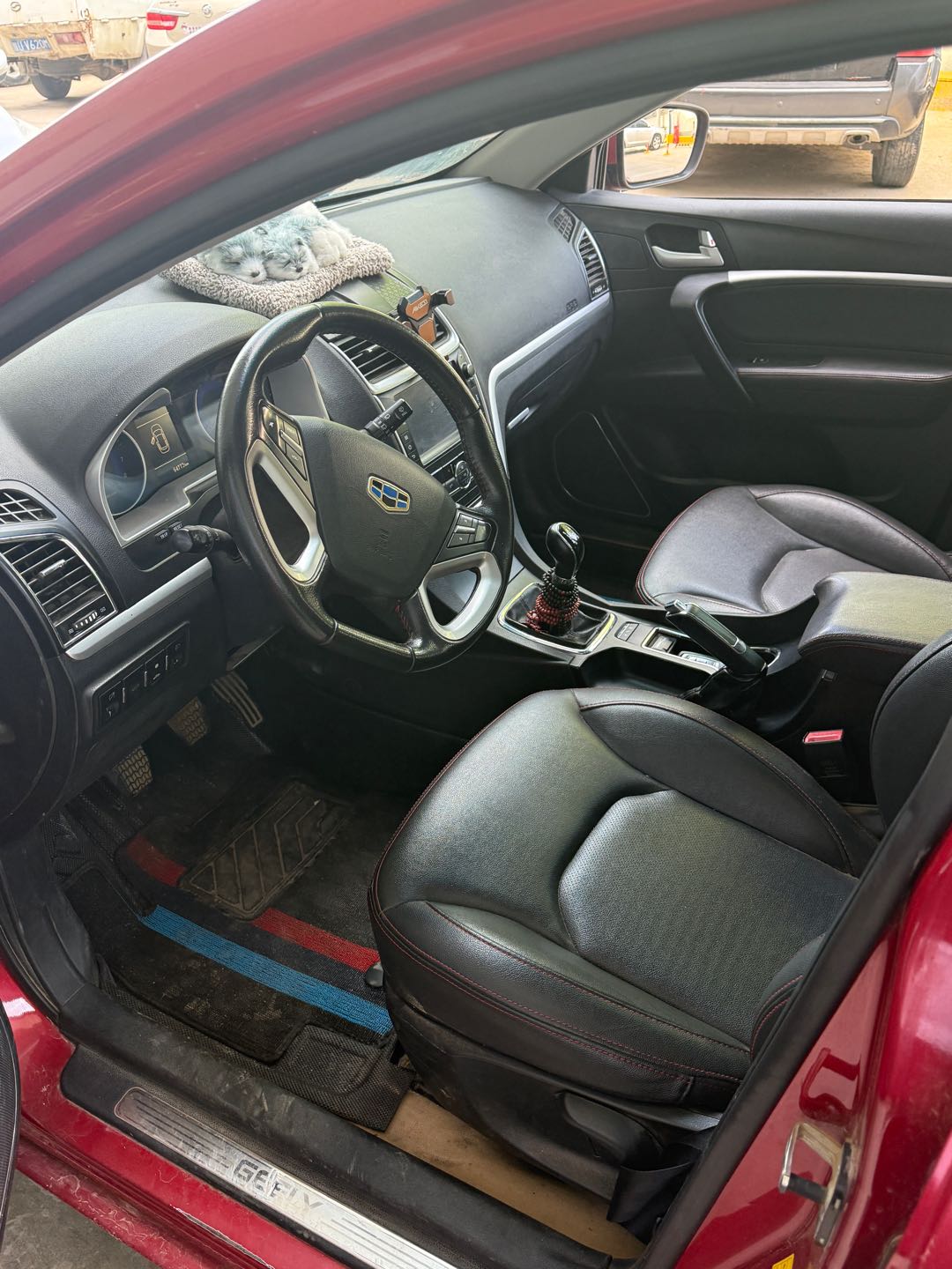 GEELY Emgrand 2015 car image #8