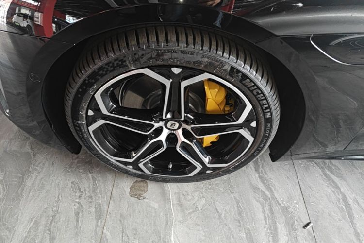 2026 #9 2026 imagem de carro #9