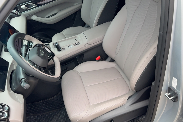 GEELY Boyue L 2026 #23 GEELY Boyue L 2026 car image #23