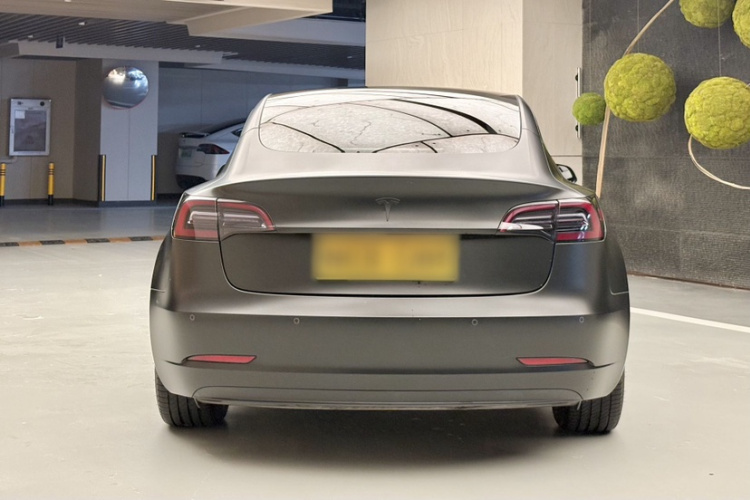 Tesla Model 3 2023 car image #8