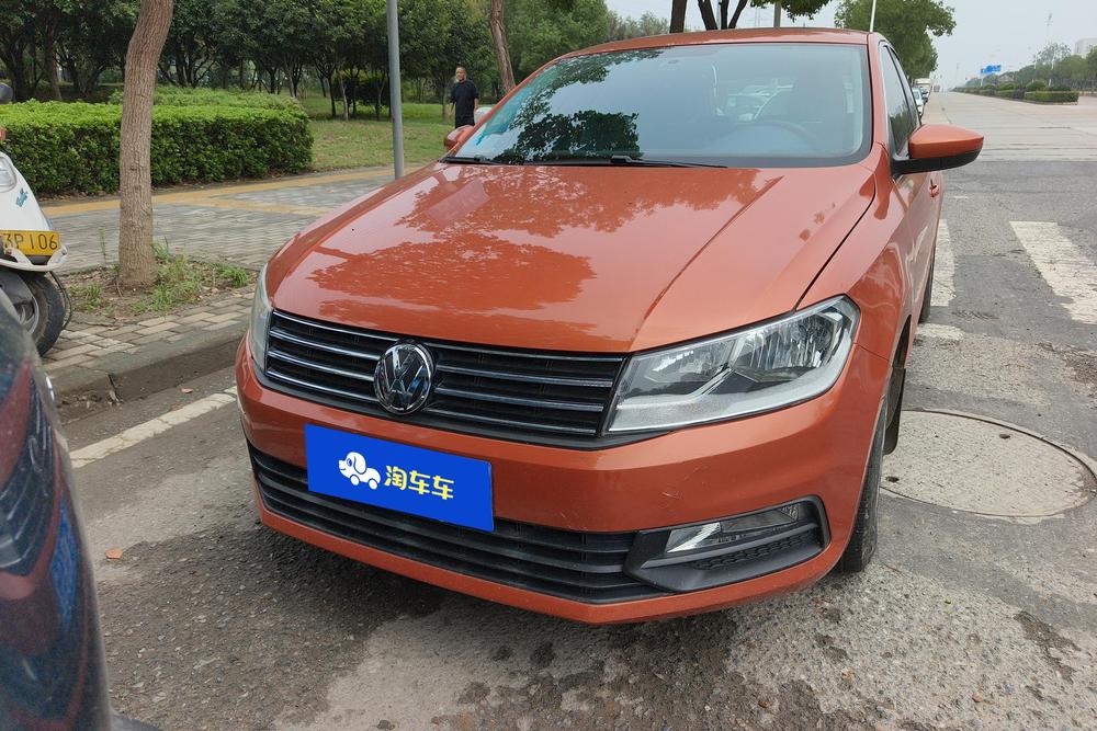 Volkswagen Santana 2015 car image #2