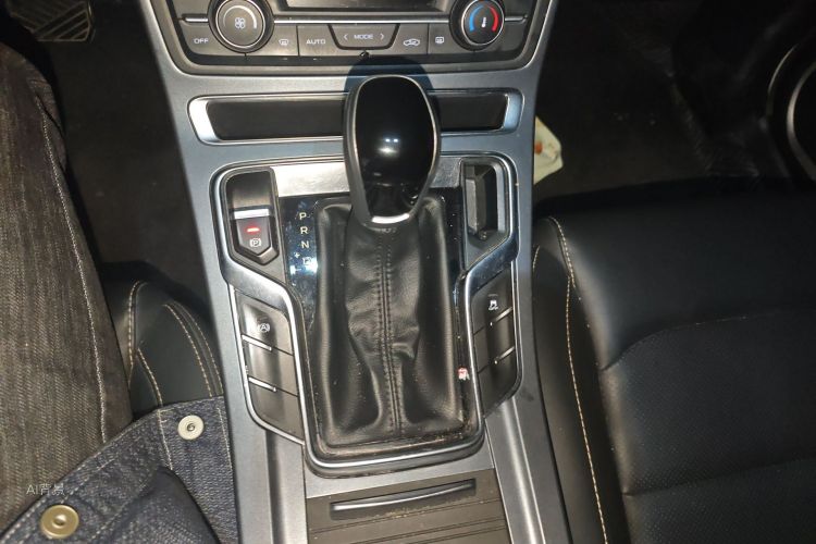 GEELY Emgrand 2019 immagine di auto #16