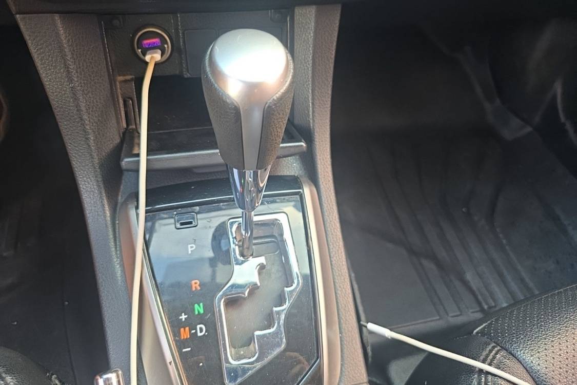 Toyota Corolla 2016 immagine di auto #29