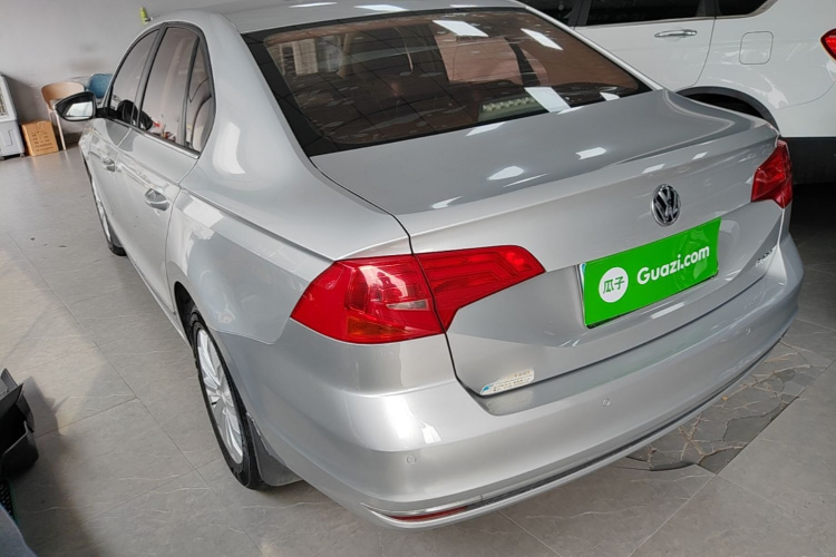 Volkswagen Bora 2016 car image #5