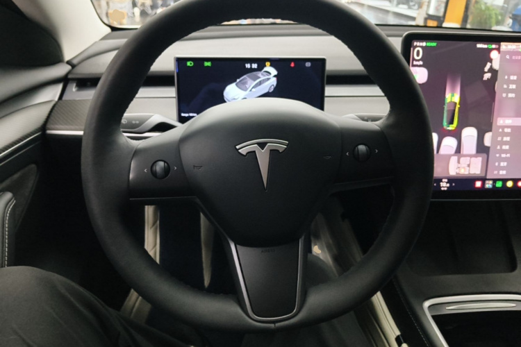Tesla Model 3 2023 #11 Tesla Model 3 2023 car image #11