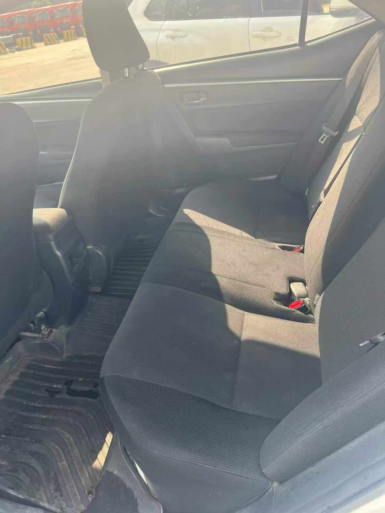Toyota Corolla 2018 car image #3