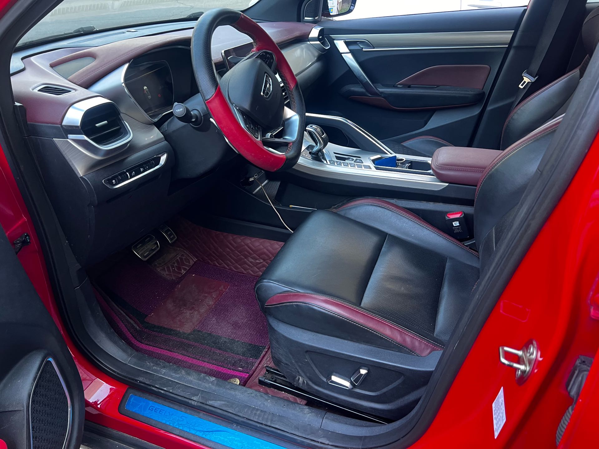 GEELY Coolray 2019 #3 GEELY Coolray 2019 car image #3