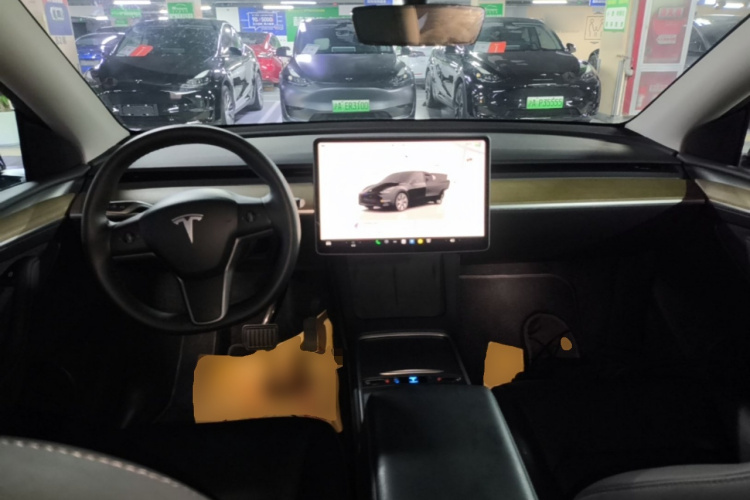 Tesla Model Y 2022 car image #10
