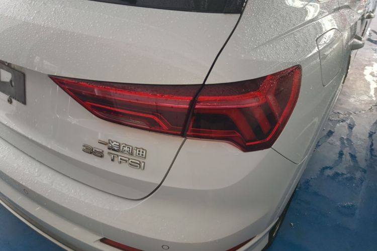 Audi Q3 2021 #8 Audi Q3 2021 car image #8