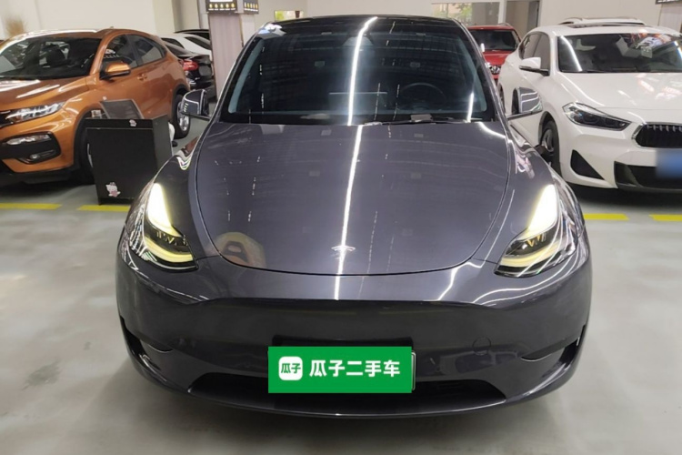 Tesla Model Y 2022 #3 Tesla Model Y 2022 car image #3