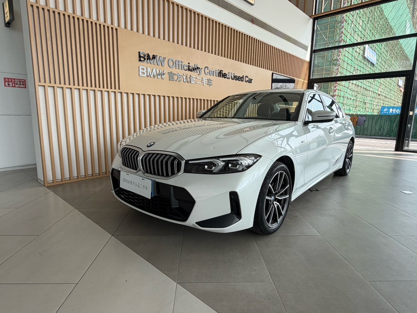 BMW 3 Series 2024 BMW 3 Series 2024 immagine di auto