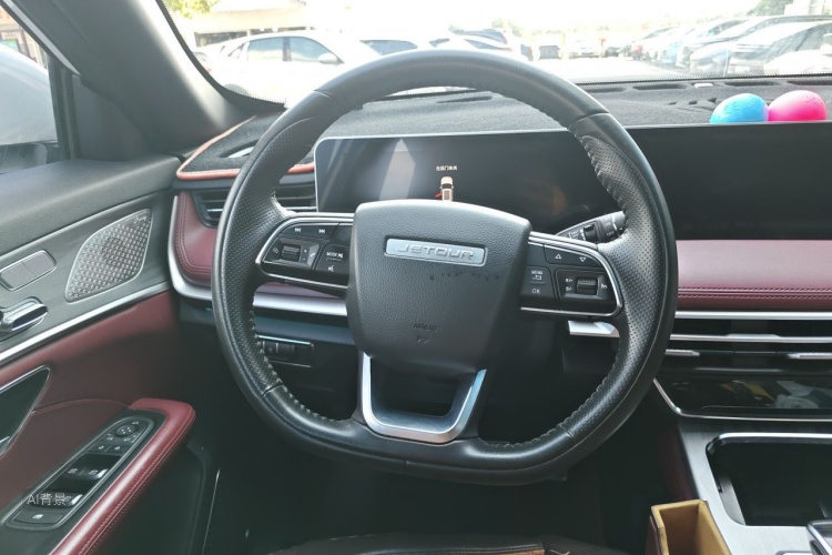 Jetour X70 PLUS 2022 car image #12
