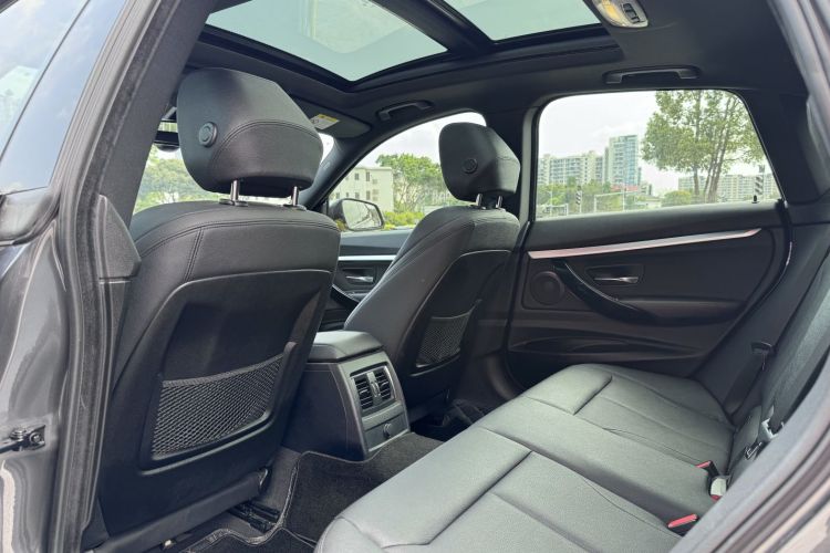 BMW 3 Series GT 2019 car image #12