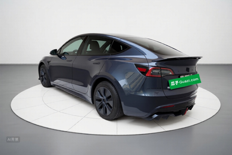 Tesla Model Y 2024 #5 Tesla Model Y 2024 immagine di auto #5