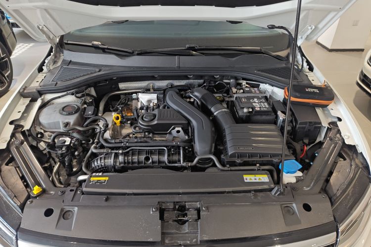 Volkswagen Bora 2025 car image #20