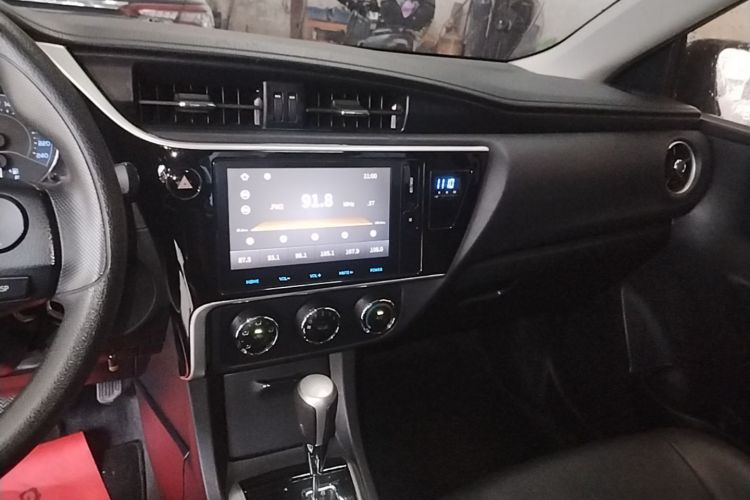 Toyota Corolla 2017 car image #17