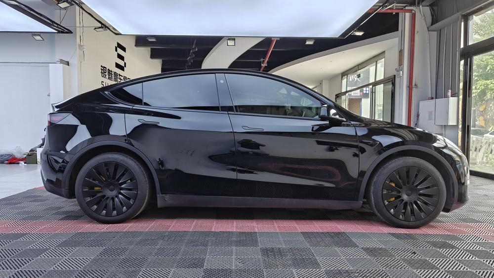 Tesla Model Y 2021 #6 Tesla Model Y 2021 car image #6
