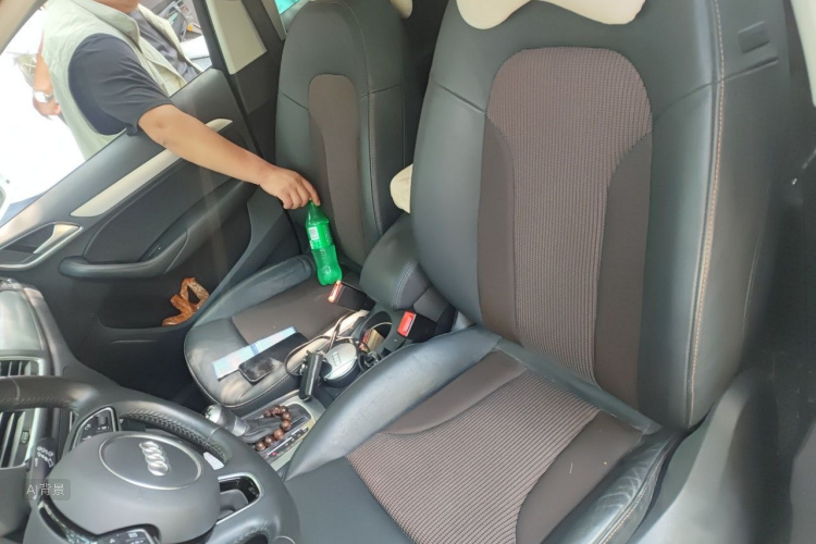 Audi Q3 2019 #17 Audi Q3 2019 car image #17