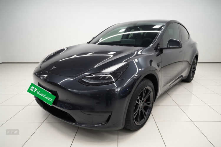 Tesla Model Y 2024 #2 Tesla Model Y 2024 car image #2