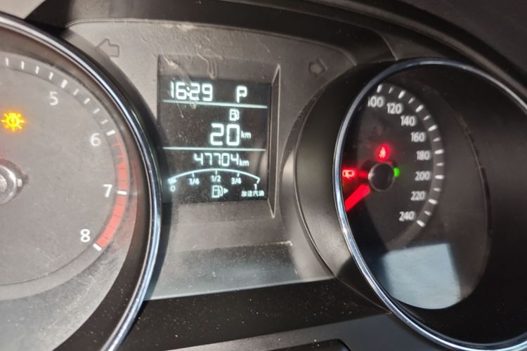 2022 immagine di auto #12