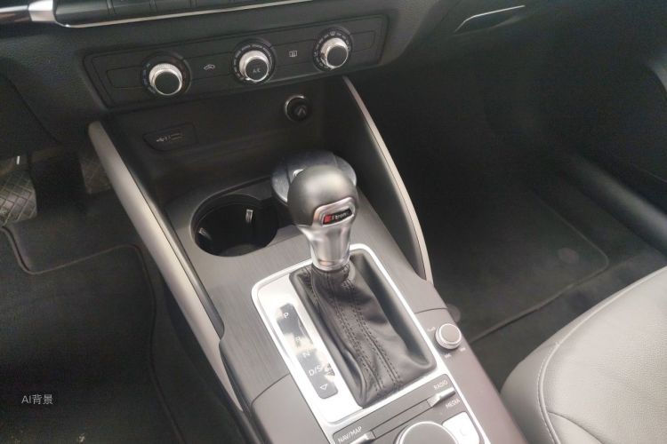 Audi A3 2020 car image #16