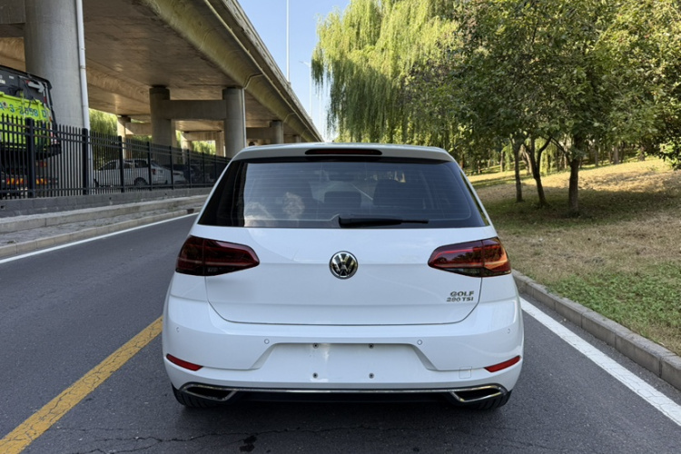 Volkswagen Golf 2018 #4 Volkswagen Golf 2018 car image #4