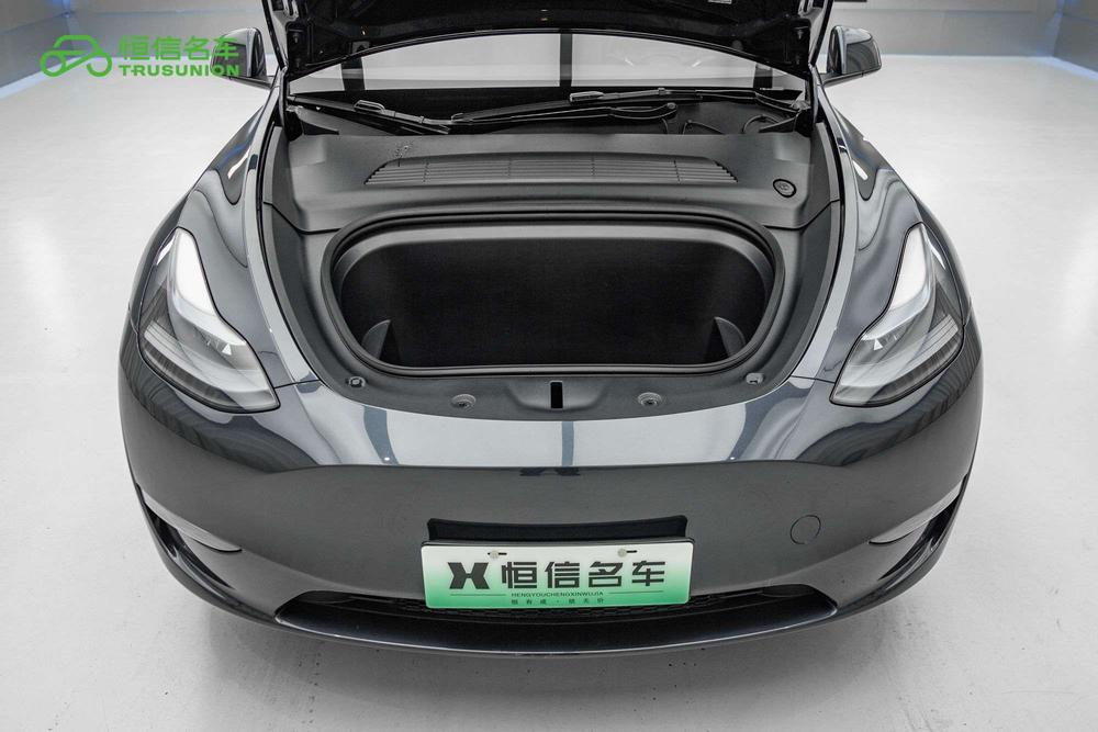 Tesla Model Y 2024 #21 Tesla Model Y 2024 car image #21