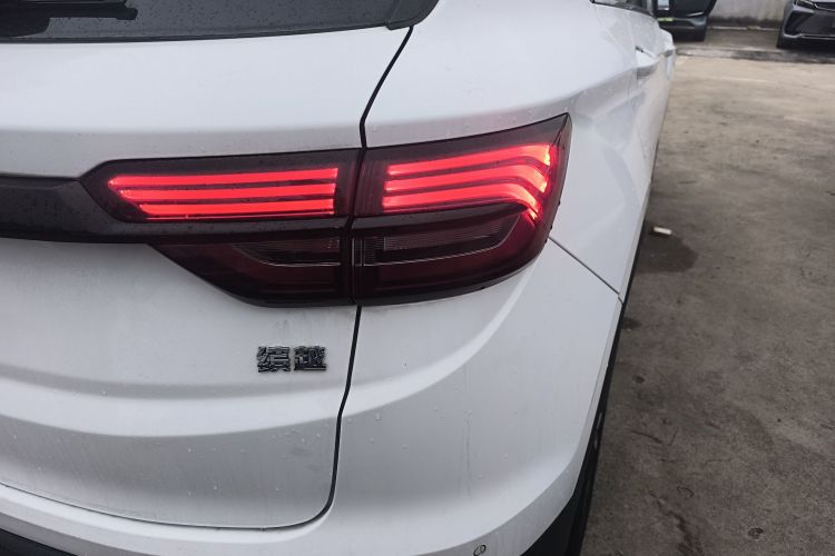 GEELY Coolray 2021 #8 GEELY Coolray 2021 car image #8