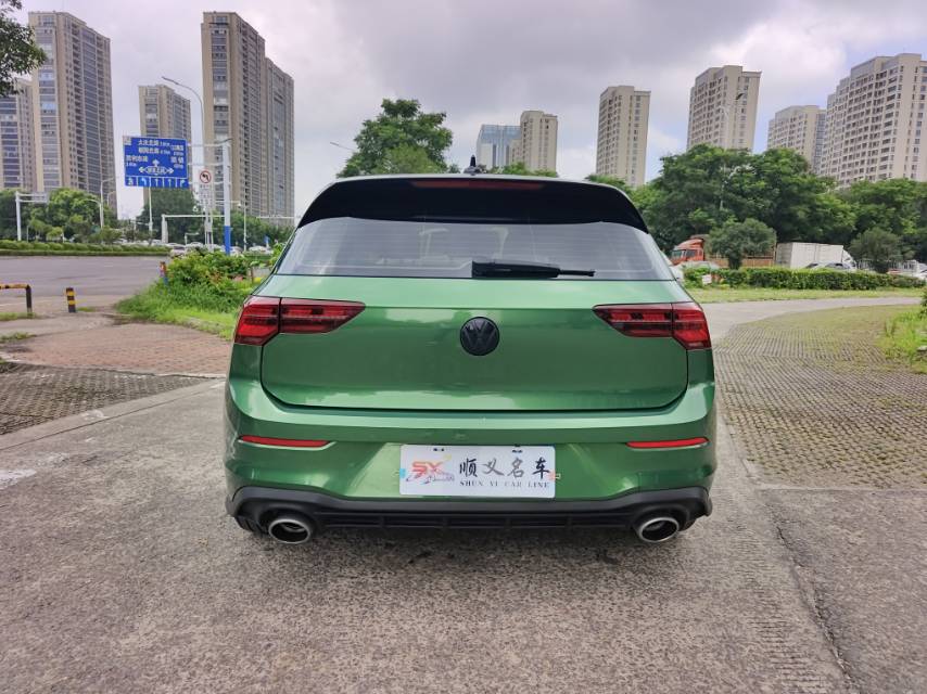 Volkswagen Golf 2022 car image #4