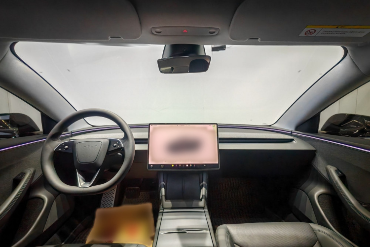 Tesla Model 3 2026 car image #12