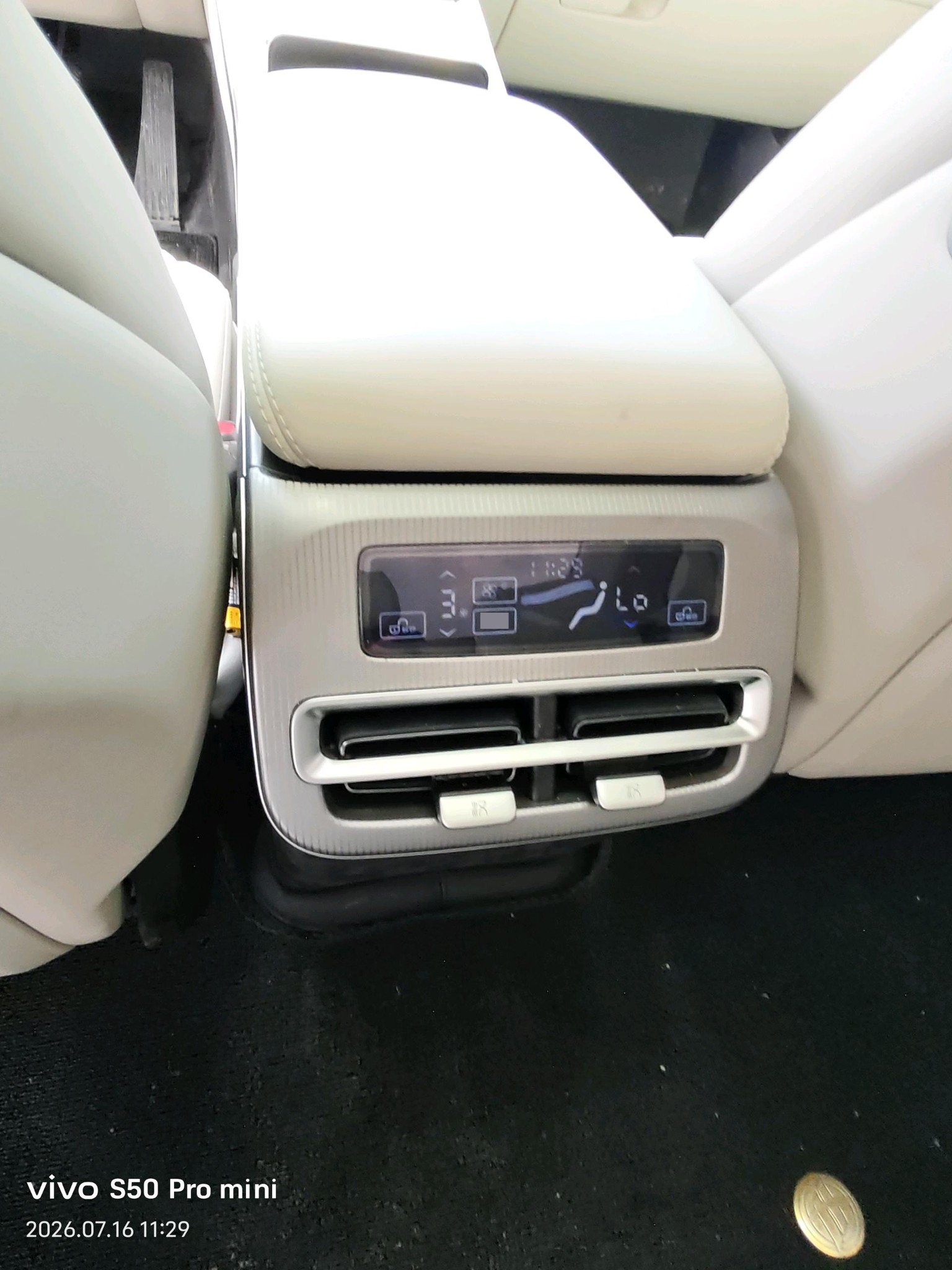 BYD HanL 2025 car image #8