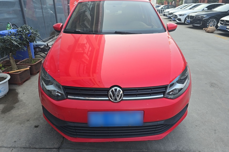 Volkswagen Polo 2016 immagine di auto #3